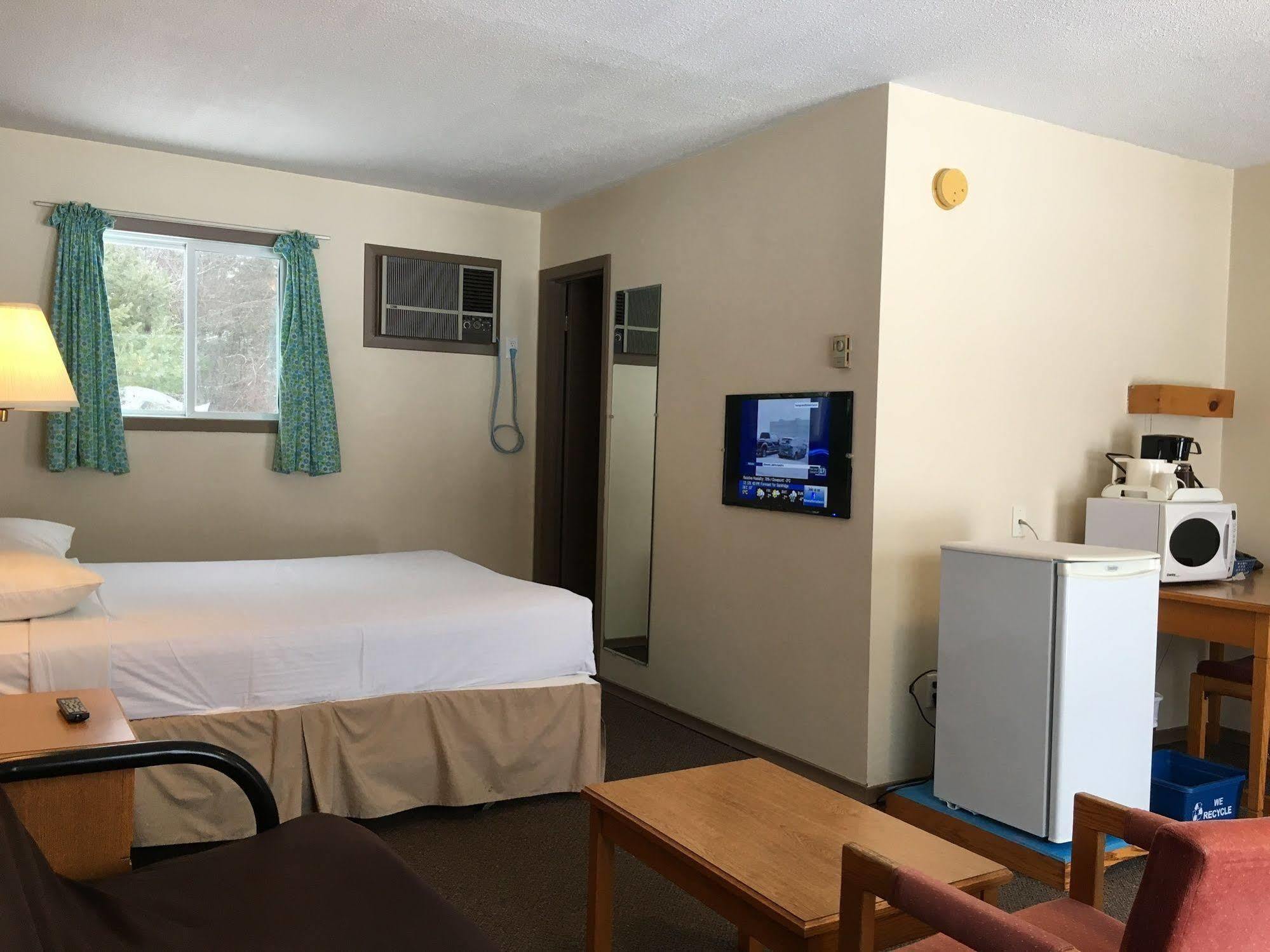 Algonquin Motel South River Bagian luar foto